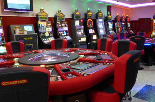 Play live casino online free